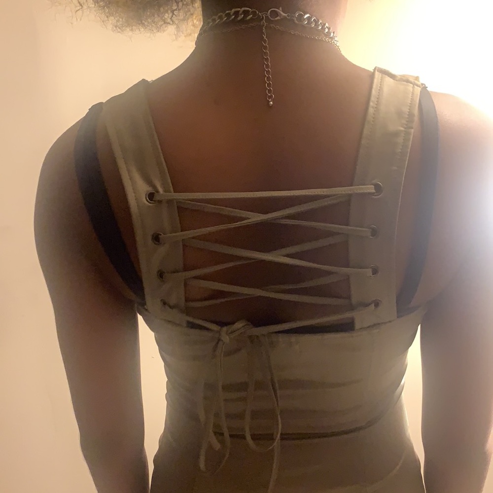 Dress - Picture 2 of 3